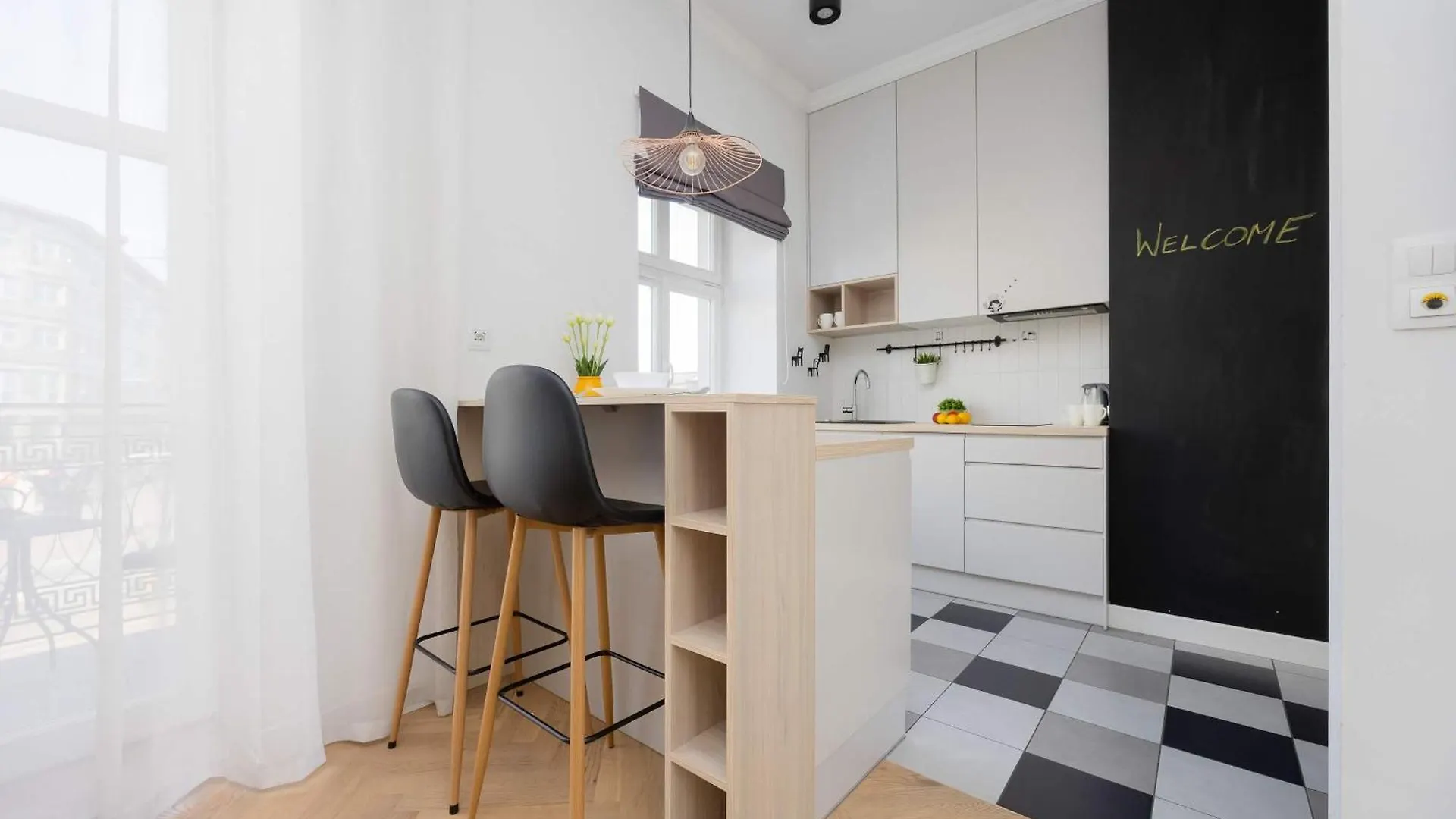 Targowa Bright Studio Close To Pge By Noclegi Renters Varsovia